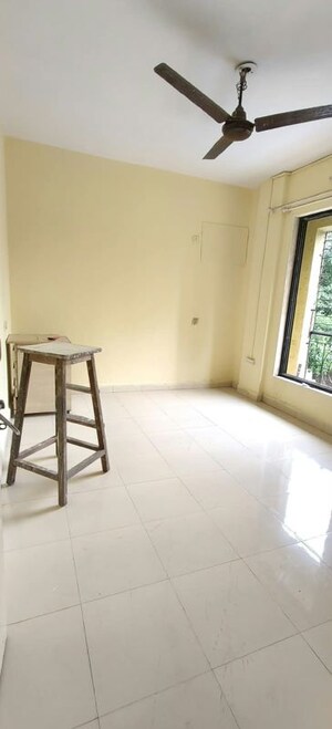 Room in 1 RK Apartment at Om Prathamesh, Seawoods – for Rent