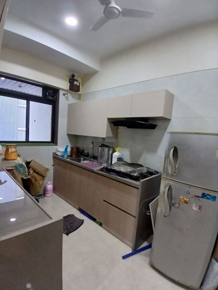 Kitchen, khar west 2 Bedroom 837 Sq.Ft. Apartment In Khar West Mumbai 10705410