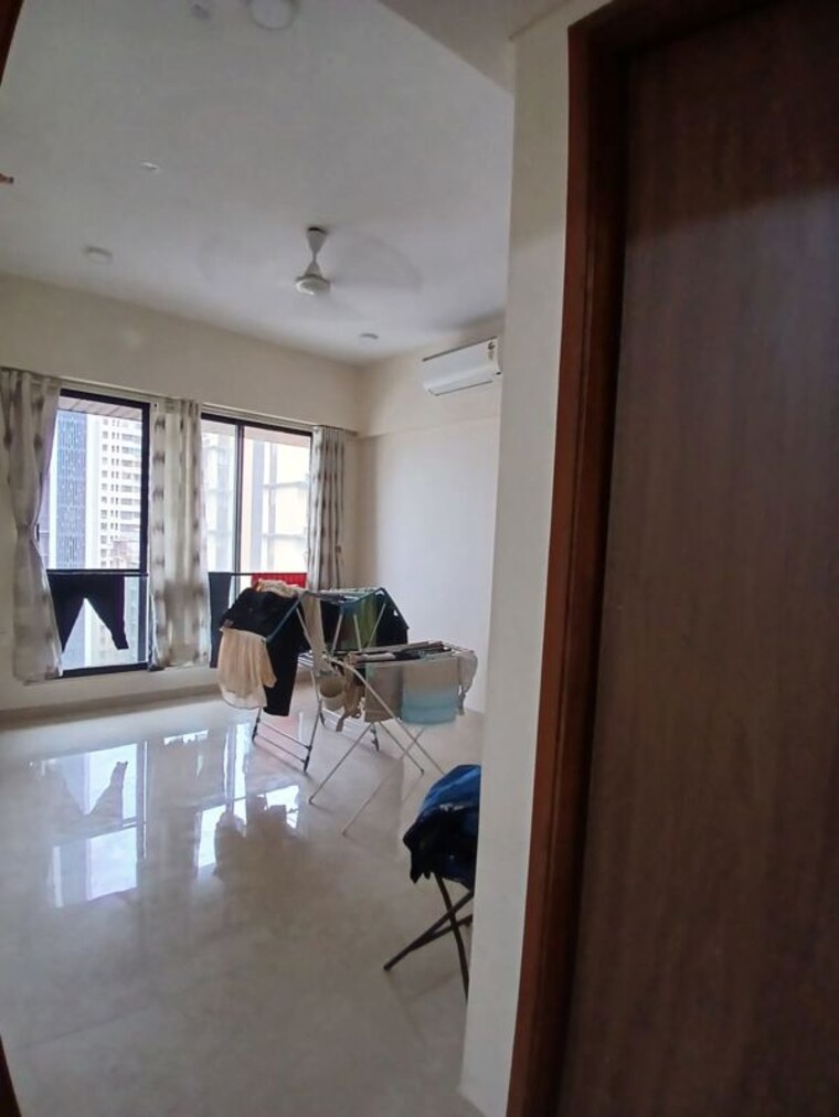 Room, khar west 2 Bedroom 837 Sq.Ft. Apartment In Khar West Mumbai 10705410