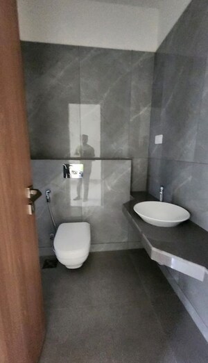 Bathroom in 4 BHK Apartment at Raymond The Invictus By GS, Pokhran Road No One – for Sale