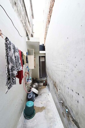Parking in 1 BHK Independent House at Chandlodia – for Sale