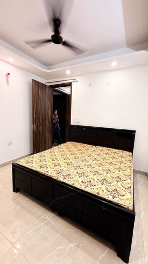 Bedroom in 2 BHK Builder Floor at Chattarpur – for Rent