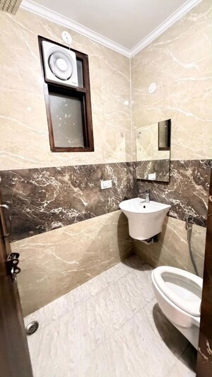 Team Area in 2 BHK Builder Floor at Chattarpur – for Rent
