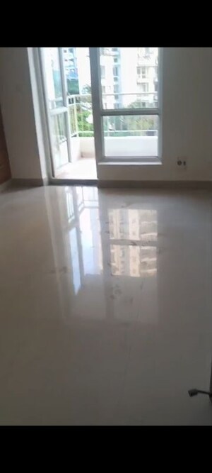 Room in 3 BHK Apartment at Badshahpur – for Rent
