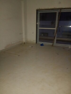 Room in 3 BHK Apartment at Manikonda – for Sale