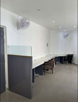 Team Area in  Office Space at Parsvnath Planet Plaza, Gomti Nagar – for Rent