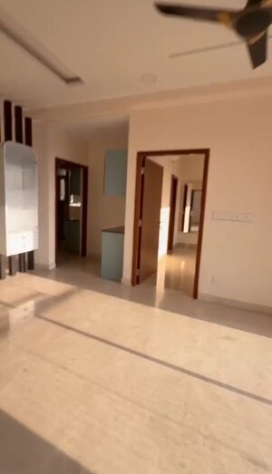 Room in 2 BHK Apartment at Aurobindo Kohinoor, Serilingampally – for Rent