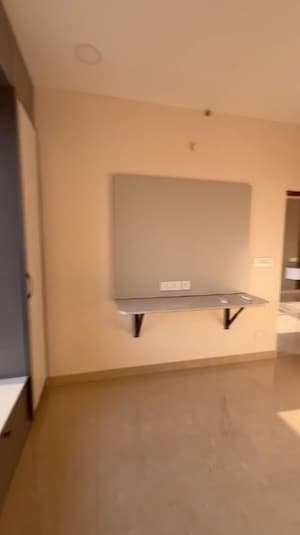 Furnished Amenities in 2 BHK Apartment at Aurobindo Kohinoor, Serilingampally – for Rent