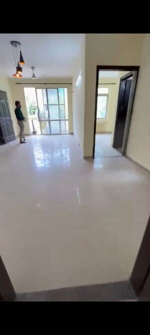Room in 3 BHK Apartment at Nirvana Country – for Rent