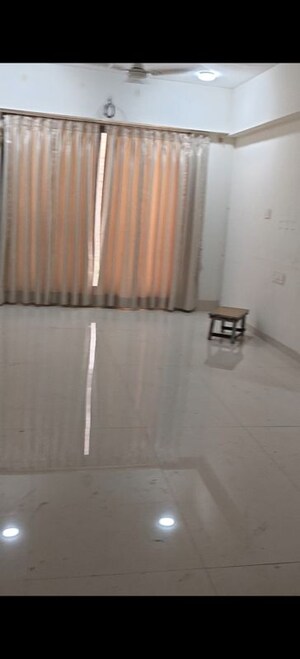 Room in 2 BHK Apartment at Surbhi CHS Kurla, Kurla East – for Rent