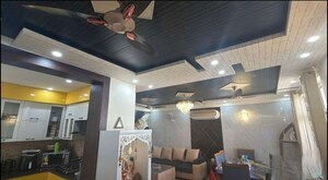 Team Area in 3 BHK Apartment at Omaxe R2, Gomti Nagar – for Sale