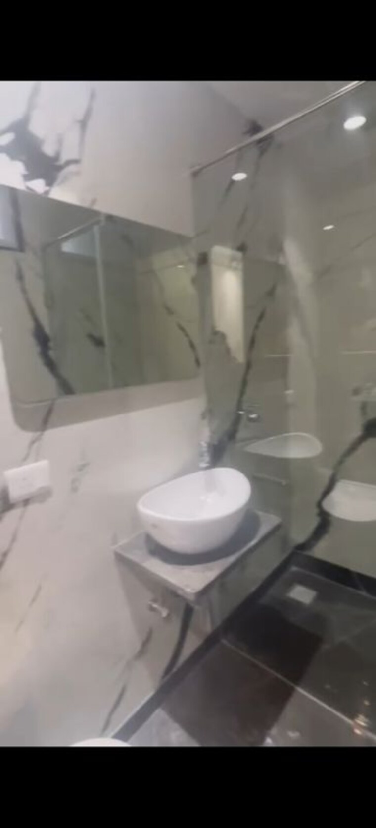 Bathroom, safdarjung enclave 3 Bedroom 175 Sq.Yd. Builder Floor In Safdarjung Enclave Delhi 10705538