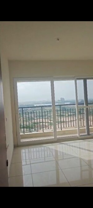 2 BHK Apartment For Sale in Godrej Splendour, Whitefield