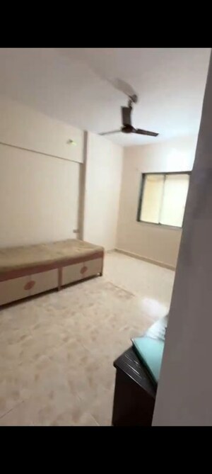 Room in 2 BHK Apartment at Preetam Park Apartment, Kandivali East – for Rent