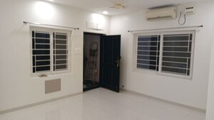 Room in 3 BHK Apartment at Aparna Towers, Kondapur – for Rent