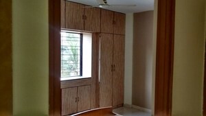 Room in 2 BHK Apartment at Junavane Recidency, Aundh – for Sale