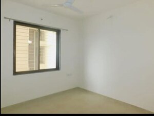 Room in 2 BHK Apartment at Raheja Woods, Kalyani Nagar – for Rent