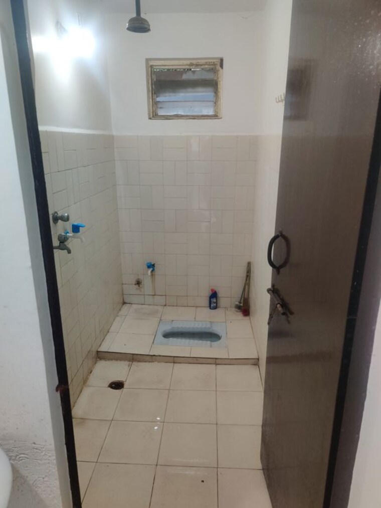 Bathroom, katara hills 3 Bedroom 1700 Sq.Ft. Independent House In Katara Hills Bhopal 10703077