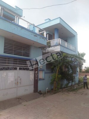  Independent House For Sale in Dream City
