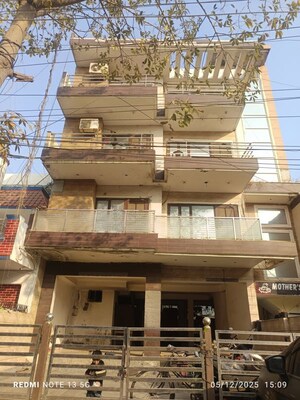  Builder Floor – Exterior View View at Urban Estate - for Sale