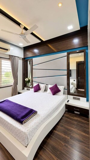 Bedroom in 3 BHK Apartment at Gym View, Khar West – for Rent