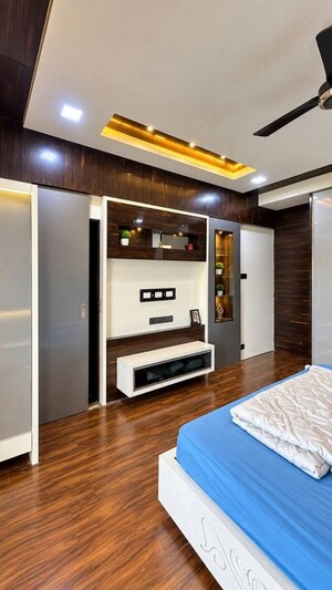 Bedroom in 3 BHK Apartment at Gym View, Khar West – for Rent