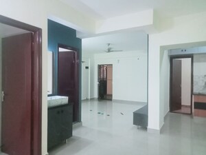 Room in  Apartment at BM Magnolia Park, Whitefield – for Rent