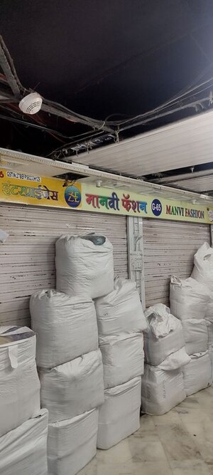   Shop at Dadar West – for Sale