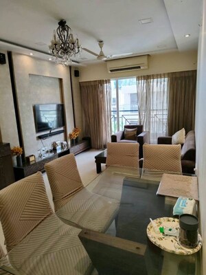2 BHK Apartment For Rent in Laxmi Vihar Khar, Khar West