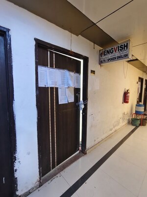  Office Space For Sale in Sardar Estate