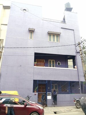  Independent House For Sale in Mantana Kurchi
