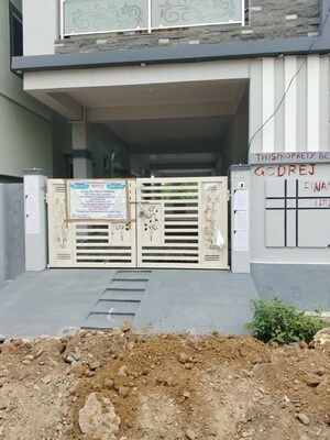  Independent House For Sale in Pedanagamayyapalem