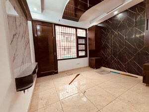 3 BHK Builder Floor For Sale in Pir Machalla