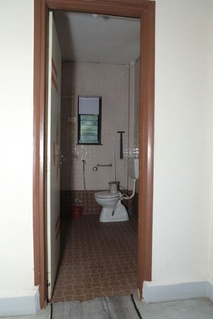Washroom in 2 BHK Apartment at Vrindavan Complex Kothrud, Kothrud – for Sale