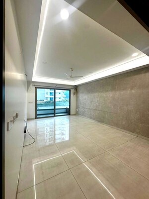 Room in 4 BHK Apartment at Jayabheri The Peaks, Narsingi – for Rent