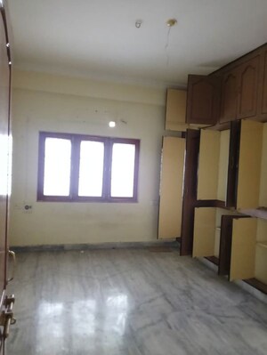 Room in  Independent House at Sachivalaya Colony – for Sale