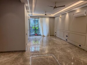 4 BHK Apartment For Rent in Panchsheel Enclave