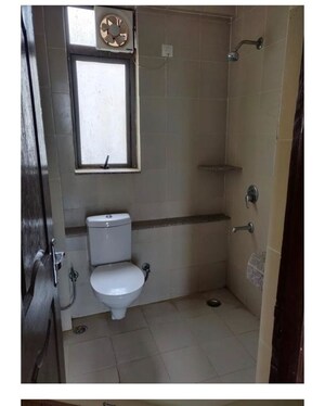 Bathroom in 2 BHK Apartment at Pioneer Park Phase 1, Sector 61 – for Rent