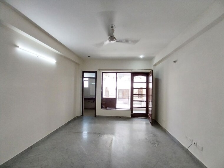 Room, sector 45 3 Bedroom 275 Sq.Yd. Builder Floor In Sector 45 Gurgaon 10705878