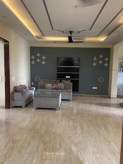 4 BHK +Builder Floor For Rent in Sector 38
