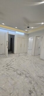 4 BHK 263 Sq.Yd. Builder Floor in Sector 43