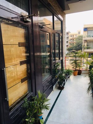 Balcony in 3 BHK Builder Floor at Sector 46 – for Rent