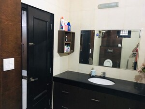 Team Area in 3 BHK Builder Floor at Sector 46 – for Rent