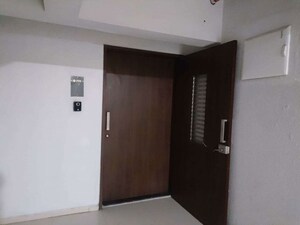 Room in 3 BHK Apartment at Blue 33 Mayfair, Balewadi – for Sale