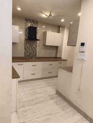 Kitchen in 4 BHK Builder Floor at Sector 38 – for Rent