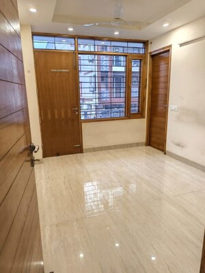 4 BHK Builder Floor For Rent in Sector 38