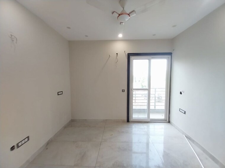 Room, ss-linden 4 Bedroom 2750 Sq.Ft. Builder Floor In Sector 84 Gurgaon 10706063