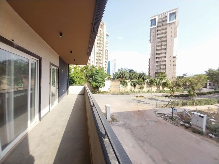 Balcony, ss-linden 4 Bedroom 2750 Sq.Ft. Builder Floor In Sector 84 Gurgaon 10706063
