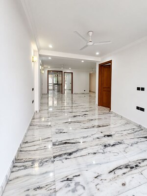 Hall in 3 BHK Builder Floor at Sector 57 – for Rent
