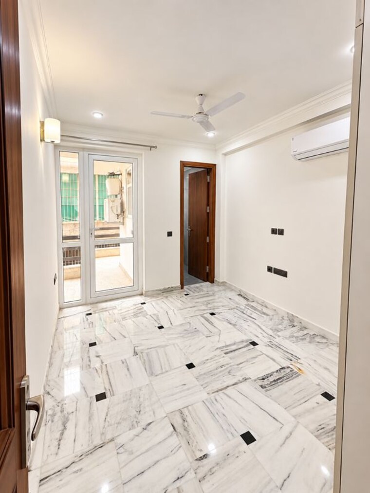 Bedroom, sector 57 3 Bedroom 250 Sq.Ft. Builder Floor In Sector 57 Gurgaon 10706142